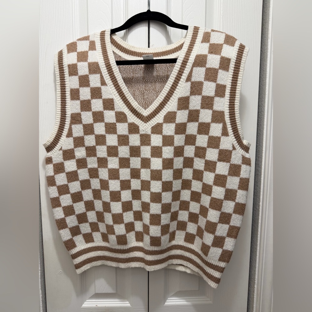 Abound Cream and Brown Knit Sweater‎ Vest